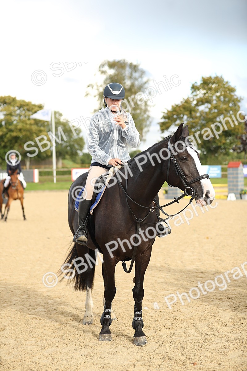 SBM_10834 - J31 - Senior Horse & Pony 75cm Championship