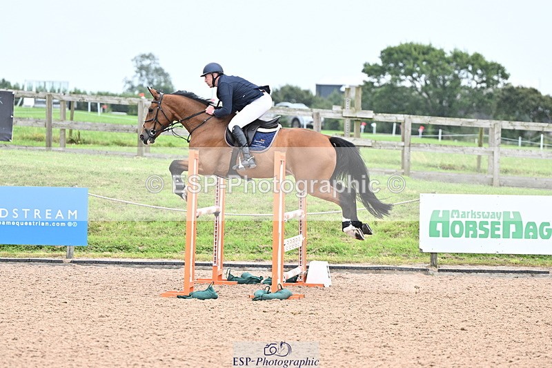 240828A-160035-01259 - Cls 5 Snr Foxhunter and 1.20m Open