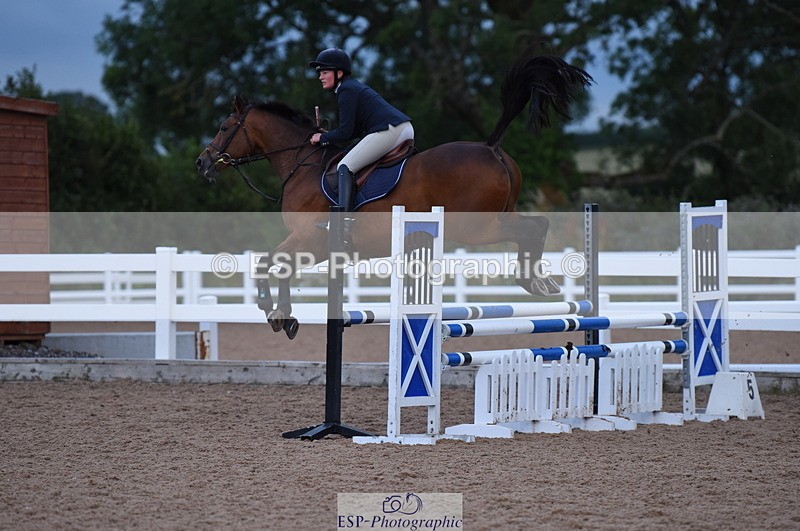 230718A-200230-00815 - 90cm