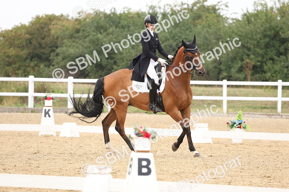 SBM_008074 - Class 10 - FEI INT I - 16.10-16.50