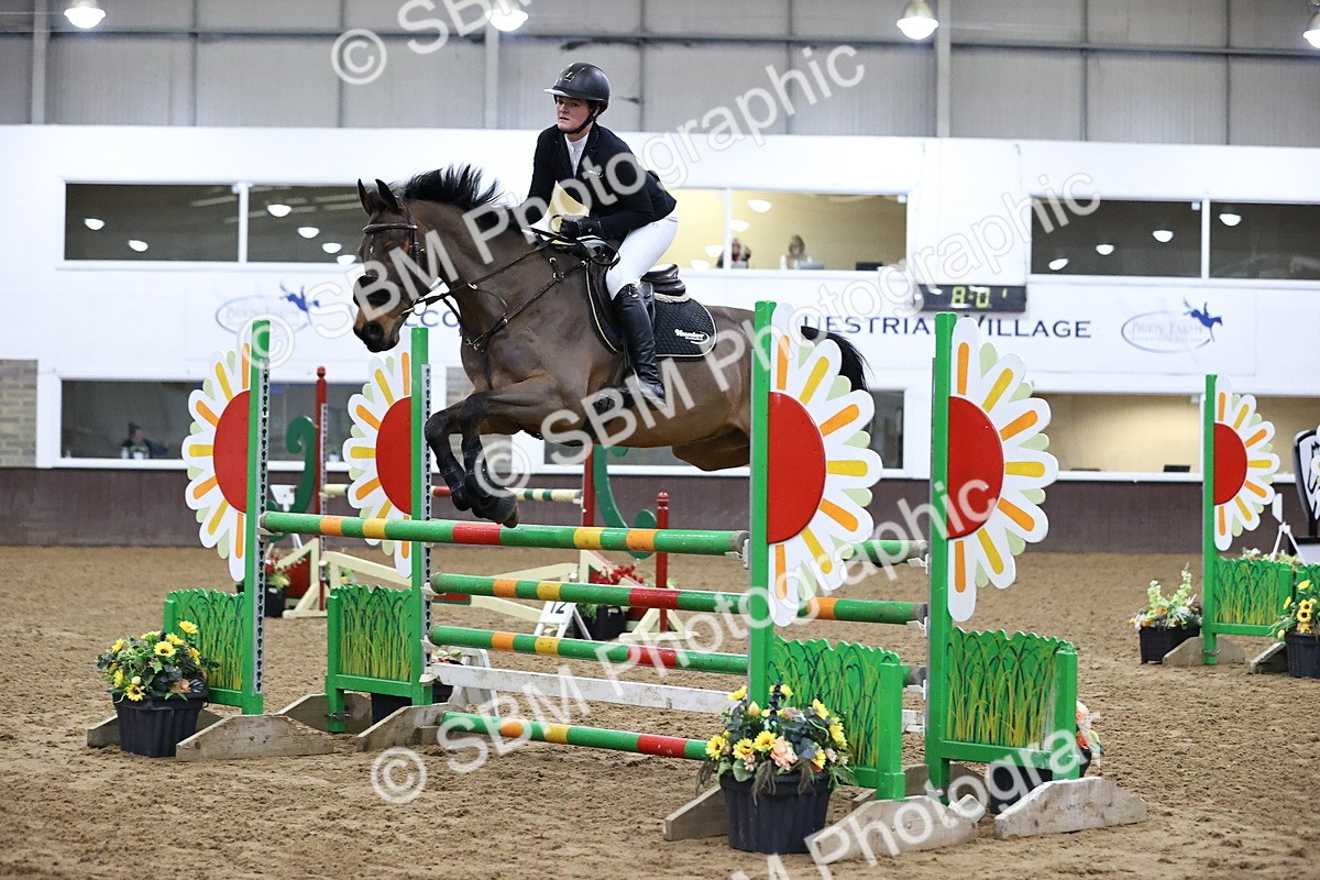 SBM_2405 - Class 9 - Senior Newcomers/ 1.10m Open