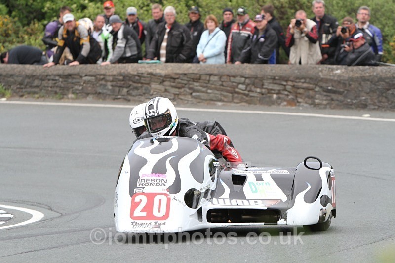 - Sidecar Race 1