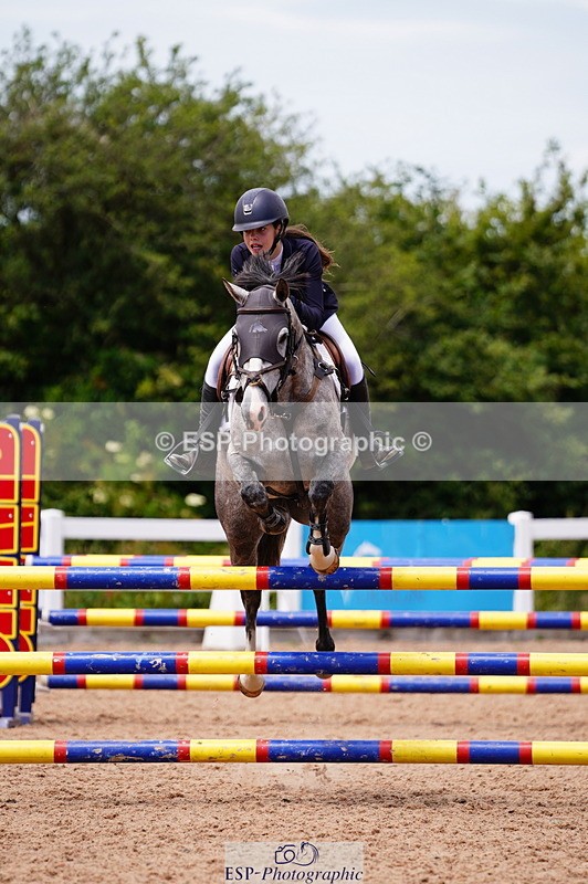 240629A-125032-05464 - Cls 18 Newcomers and 1m Open