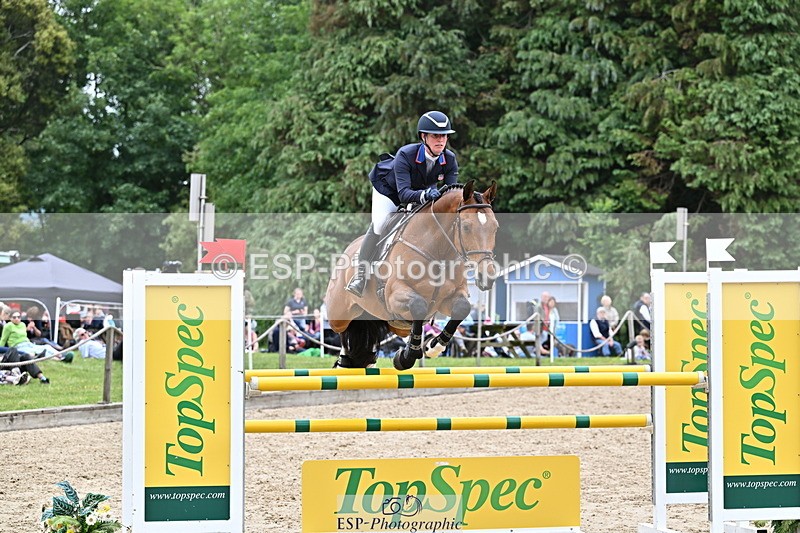 250524A-142310-12486 - D-460-Jenny.Caras-SOMMERSBY