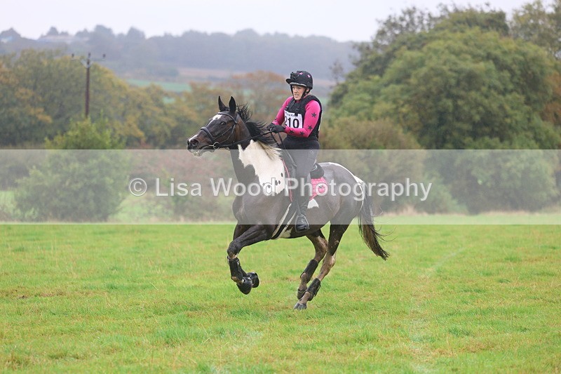 3E7A1138 - Class 2: 70cm: Half Roll Top