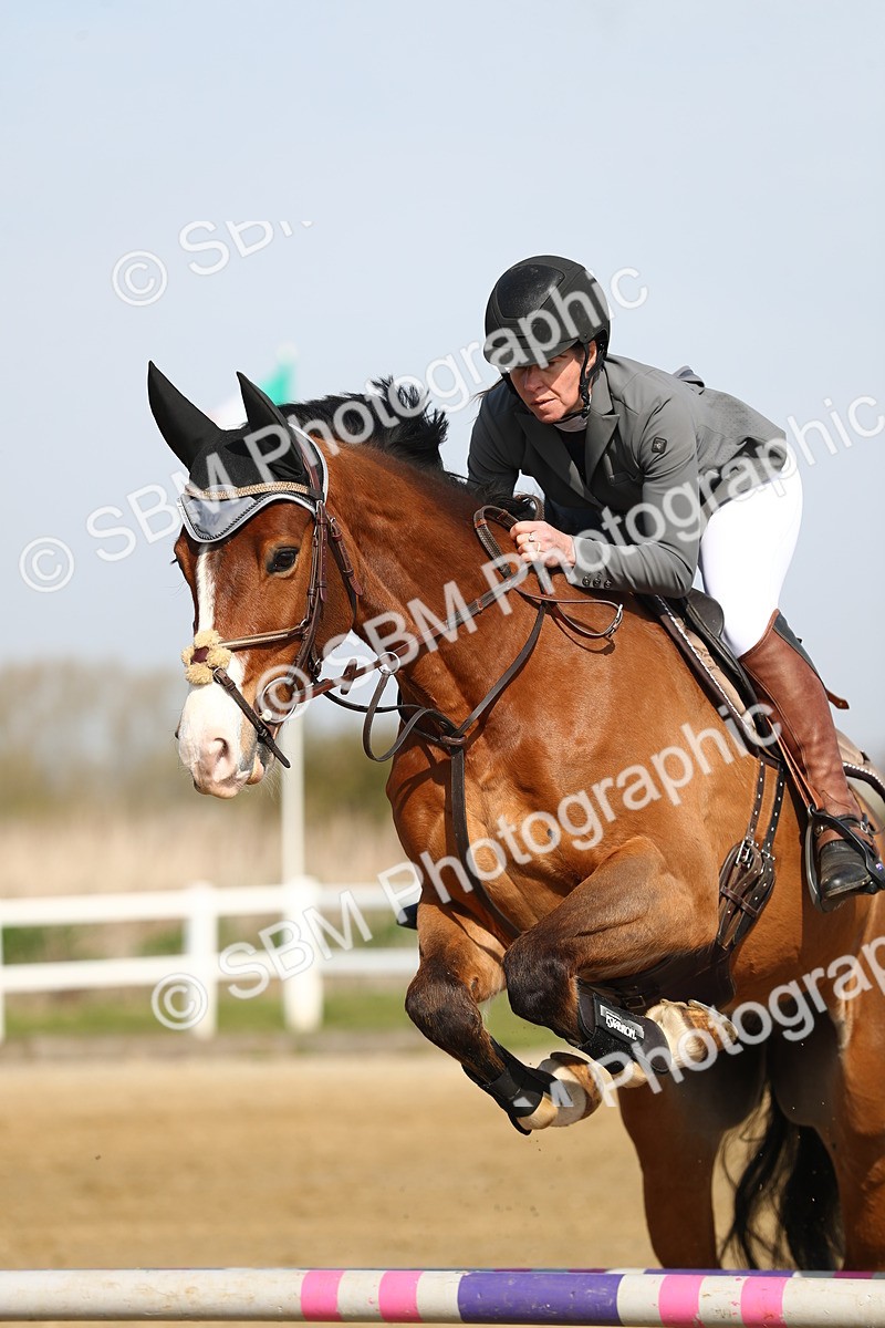 SBM_002025 - Class 8 - Senior British Novice - 90cm