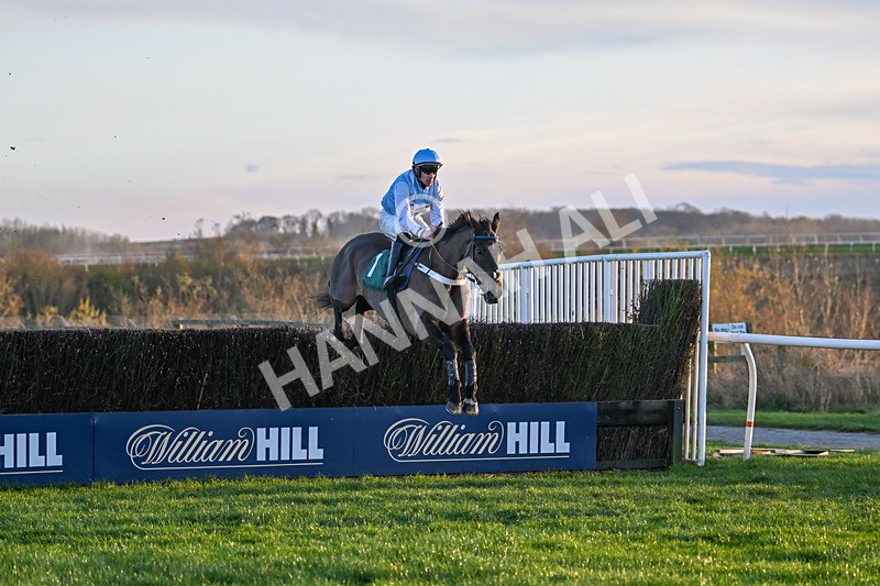 221124-Race 6-Presentandcounting-5378 - Race 6