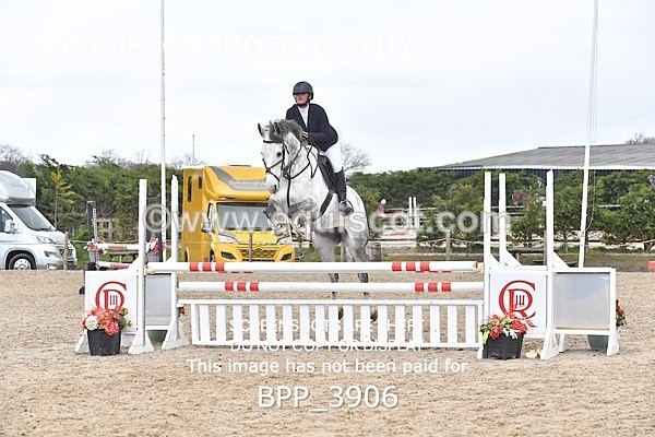 BPP_3906 - CLASS 4 FRI Senior Discovery/ 1m Open