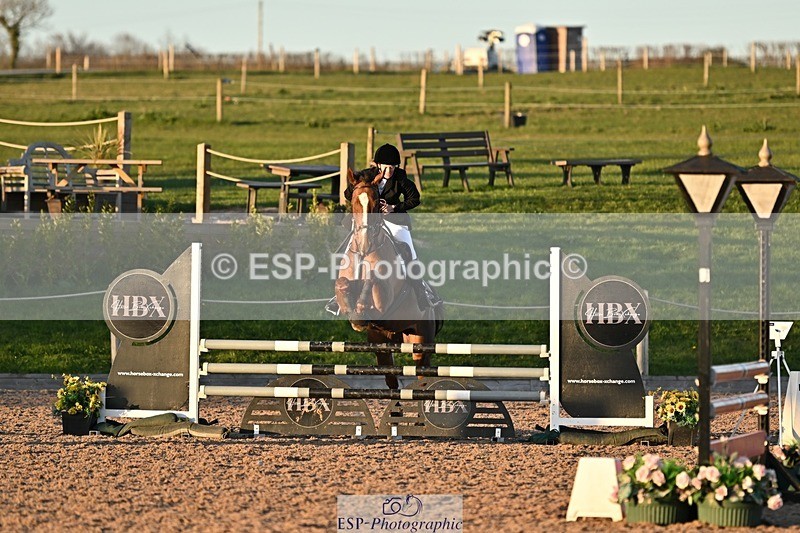 250401-190808-00896 - 90cm Classes