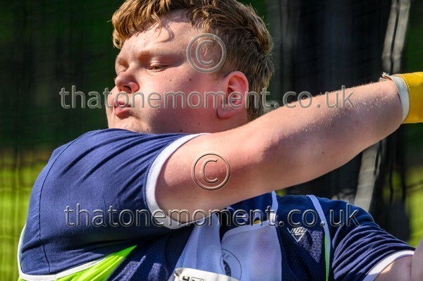 East25Sun-928934 - Field Male