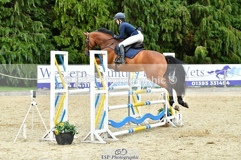 230712-175506-25631 - Cls 57 Newcomers & 1.10m Open