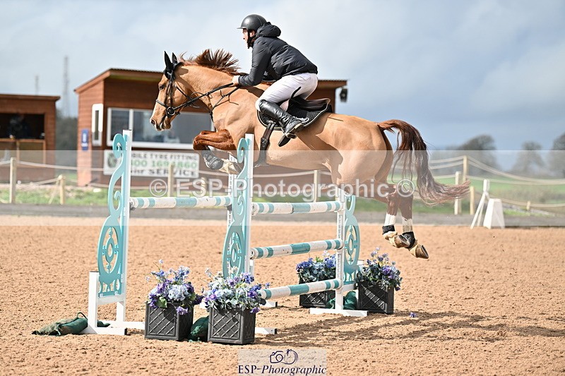 240315A-130351-01123 - Cls 3 Snr Foxhunter