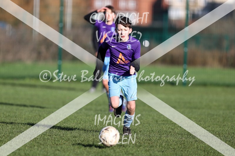 1DX32253 - 2025-11-23 FC Abbey Meads U13 Purple V Highworth Town Junior FC U13 T