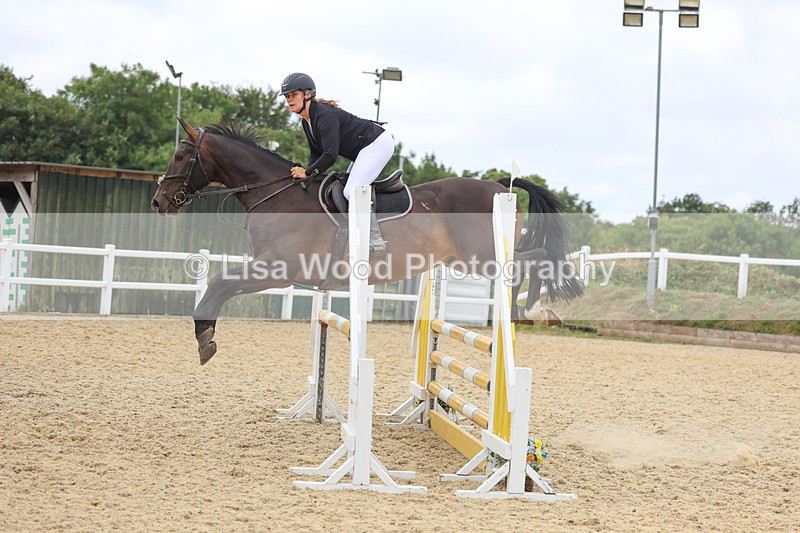 3E7A4725 - Class 4: Senior British Novice/90cm open