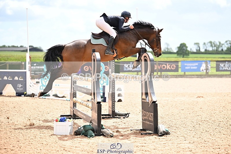 260513B-144422-01171 - Cls 6 Snr Fox and 1.20m Open