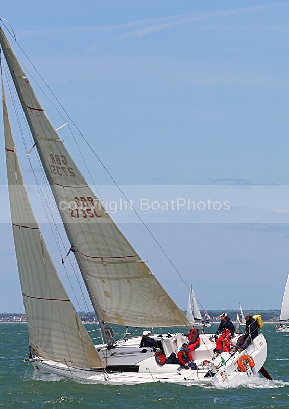 130601 GBR2735 WT7A9714 - ROUND THE ISLAND RACE - 1st June 2013