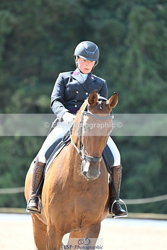 250810A-121000-06227 - 041-Laura.GreenIreldo.L