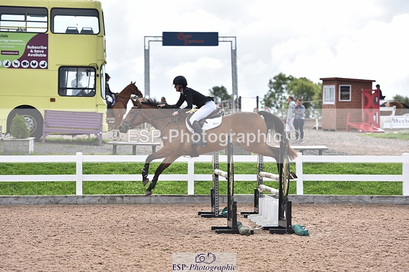 230806A-093708-01021 - Cls 16 Snr British Novice & 90cm Open