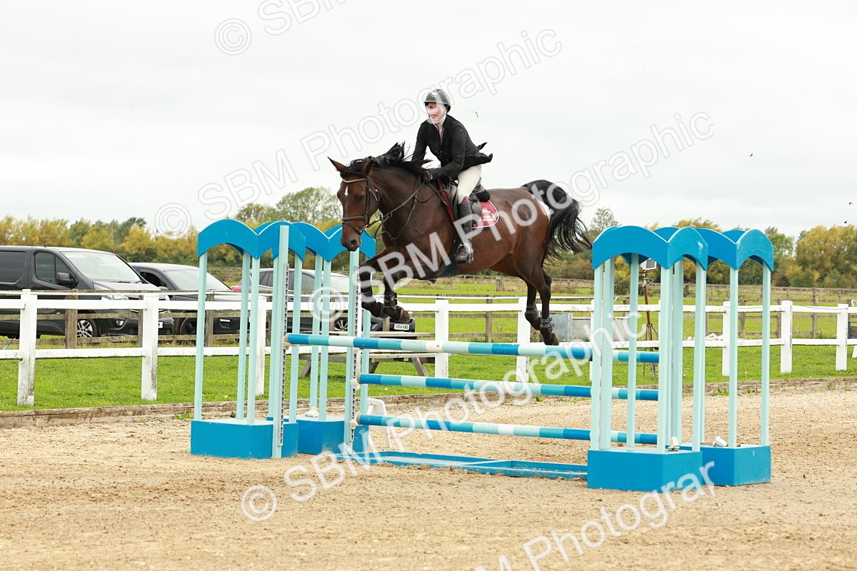 1I0A7755 - Class 4 - Senior Newcomers 1.10m