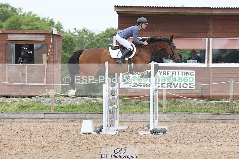 250524-125253-04823 - Cls 15 Snr Fox 1st Rnd