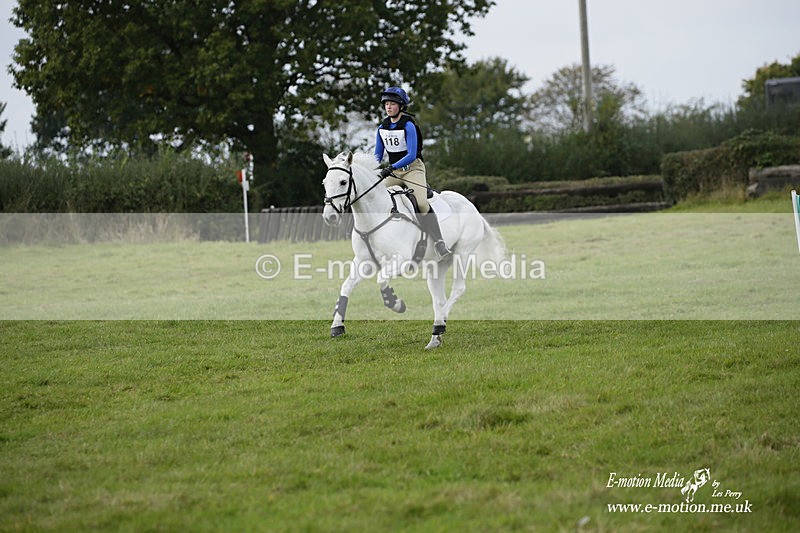 WWHT 171021 2368 - Novice Pairs (0.80m)  17/10/21