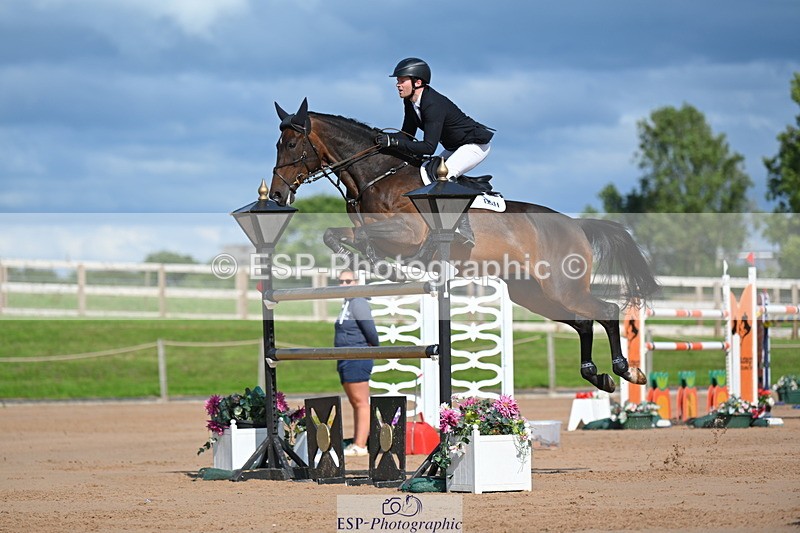 230721A-170513-07976 - Cls 10, 2 Star Big 1.45m Break to End