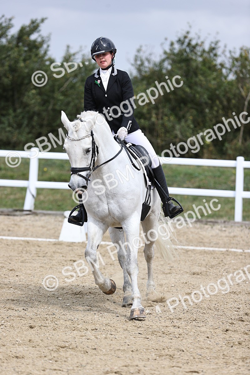 SBM_016822 - Class 14 Novice 23 - 11.53-12.56