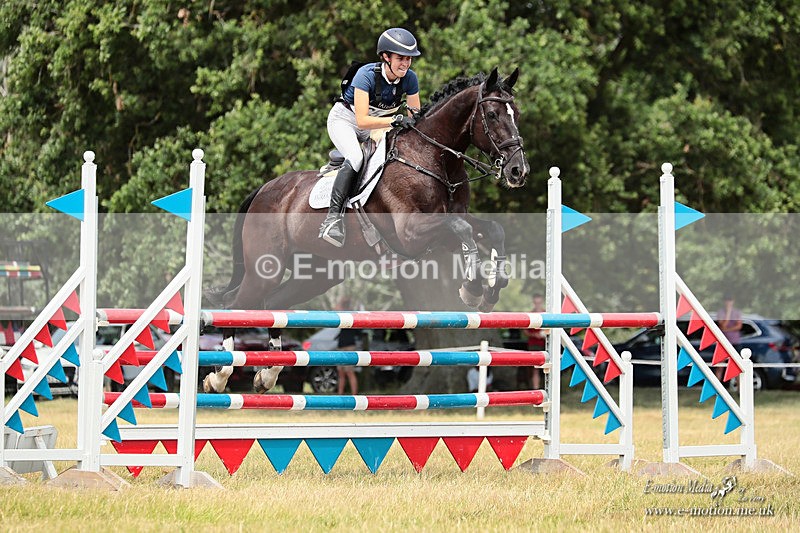 BESJ 270626 1417a - Equestrian