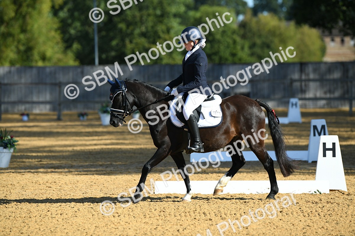 SBM_16316_D4 - Small Tour Championship - Intro B - Emma G.
