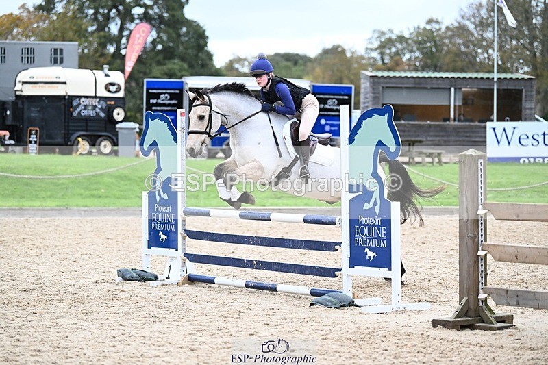 241117-143823-04661 - Cls 3 90-95cm 14.00 to 15.00