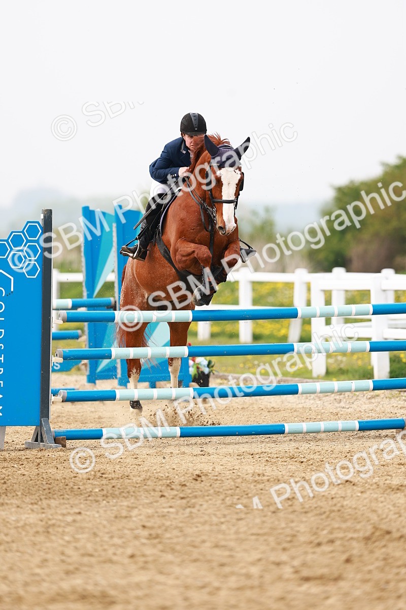  - Class 18 - Senior Newcomers - 1.10m