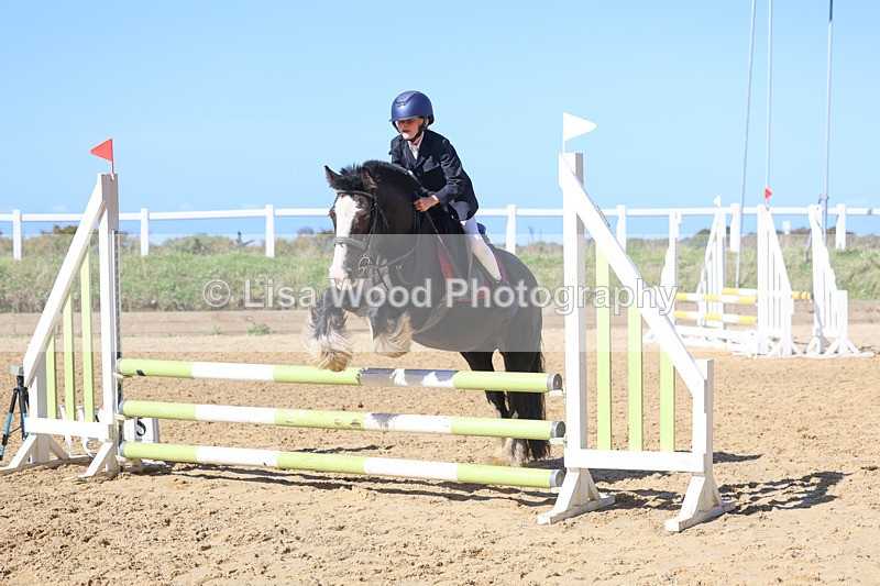 3E7A4040 - Class 6: 70cm Junior