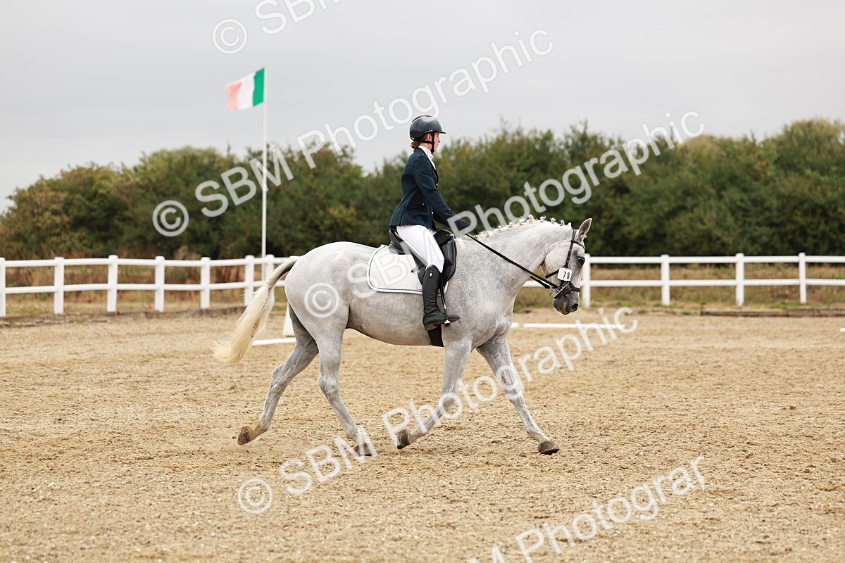 SBM_001960 - Class 8-11 - N2 E1 Warm Up - 12.27-12.59