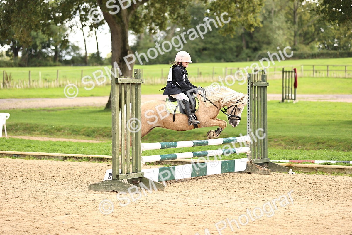 SBM_47918 - J9 - Junior Pony 70cm Championship