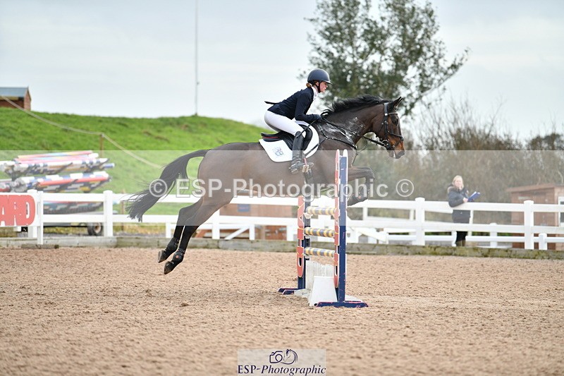 240124A-122721-00457 - Cls 3 Newcomers & 1.10m Open