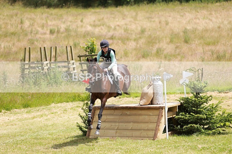 240630X-132939-7046 - 330-Katherine_Jarman-THEQUEENBEE