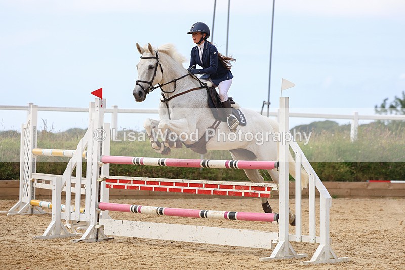 3E7A1755 - Class 13: Senior Newcomers/1.10m open