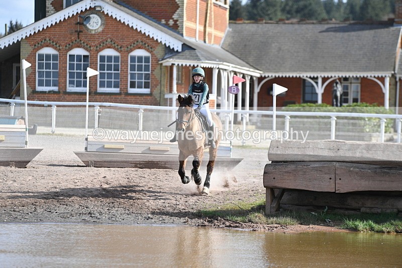 WJ5_8795 - Time 14:48 to 15:04