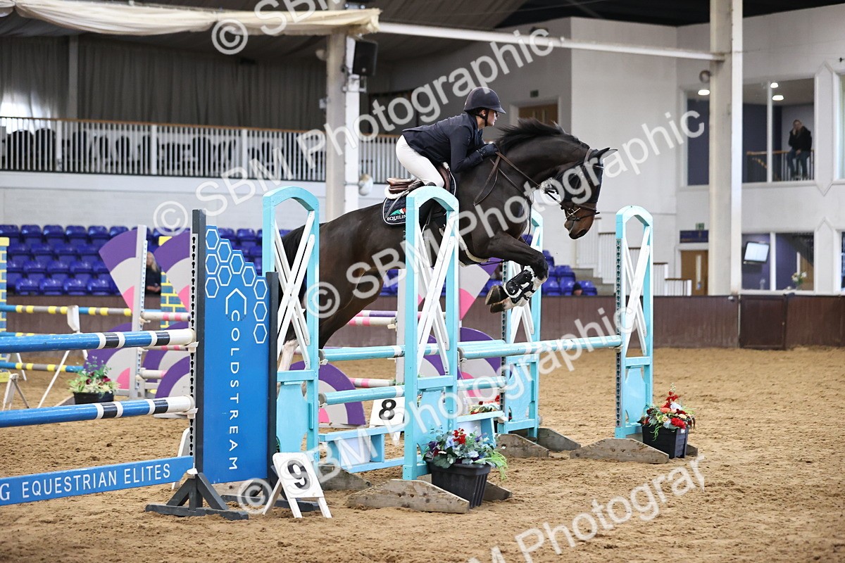 SBM_001734 - Class 4 - Senior Newcomers - 1.10m Open