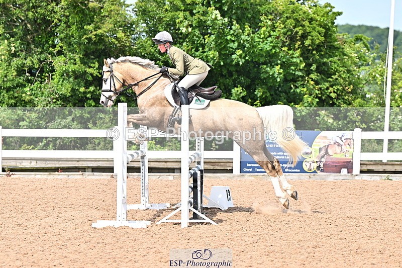 240619A-110133-00015 - Cls 1 British Novice and 90cm Open