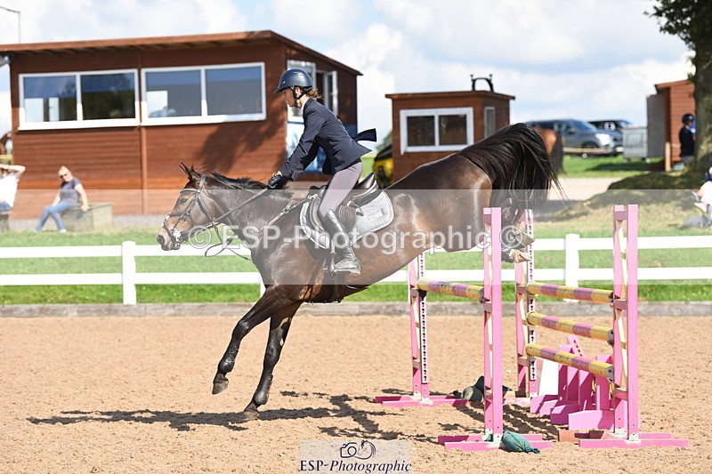 230915A-145120-00696 - Cls 12 1.05m Amateur Qualifier