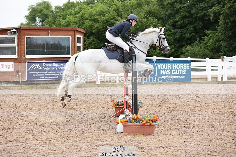 240630A-104947-12402 - Cls 31 Discovery and 90cm Open