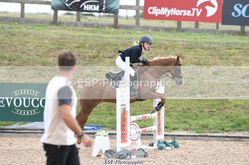 250807-130540-00990 - 70cm Round 2