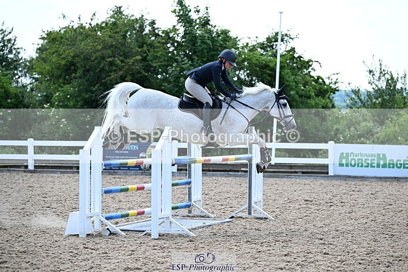 240605A-145751-00838 - Cls 4 Newcomers and 1.10m Open