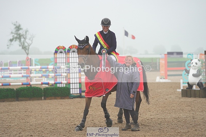 231017A-115808-06811 - Cls 26 Chard Equ Grand Prix