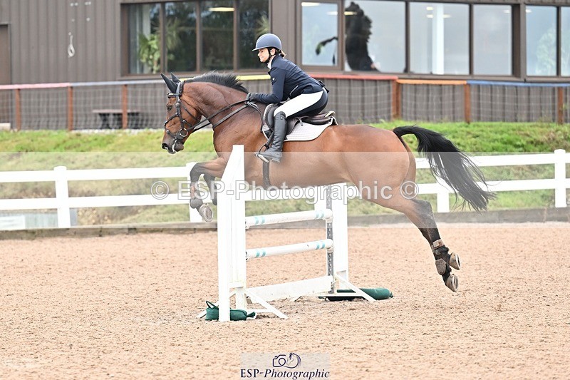 250917-103754-00100 - Cls 1 British Novice and 90cm Open