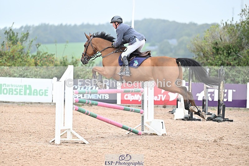 250917-132116-00651 - Cls 4 Newcomers and 1.10m Open