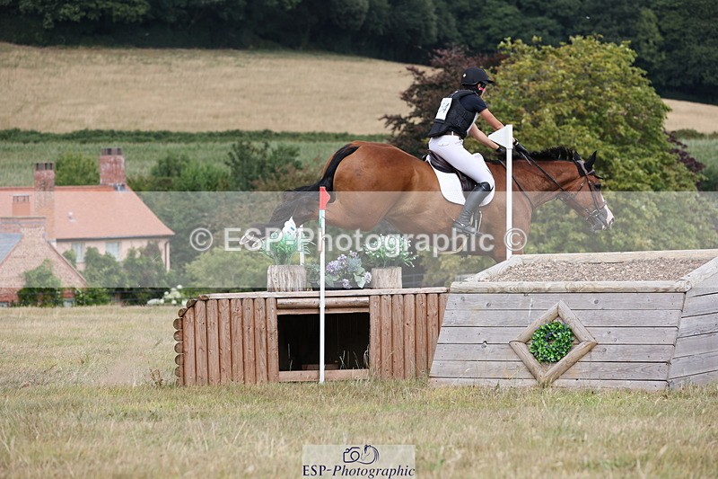 250802A-143235-05053 - F-254-Lucie.Bouchet-HALLOWEEN.NOUV