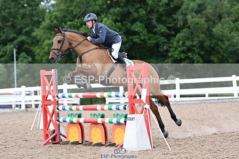 240619A-145042-00788 - Cls 4 Snr Newcomers and 1.10m Open