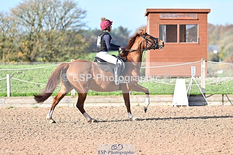 251102-100658-00159 - 70cm